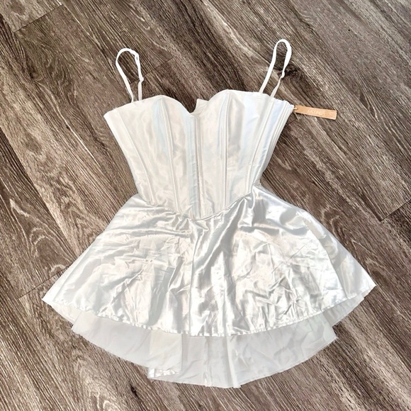 SKIMS - Woven Shine Corset Mini Dress - Picture 5 of 6